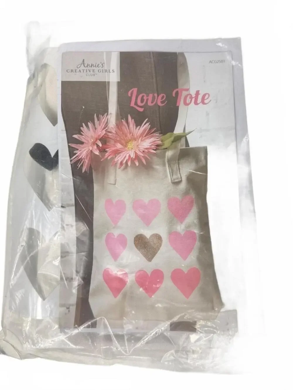 New Annie's Creative Girls Love Tote DIY Craft Kit
